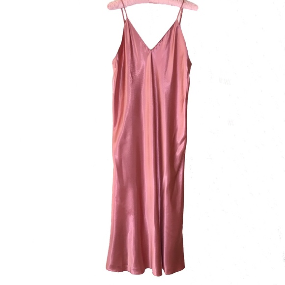 LINDA Other - LINDA SATIN NIGHTGOWN SIZE M